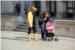 UHVAĆENI U OBJEKTIVU: Nedjelja na Stradunu u znaku klapske pjesme i zgodnih Dubrovkinja! 