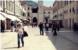 NATPROSJEČNO TOPLO U DUBROVNIKU:  Stradun u znaku lijepih djevojaka, turisti šeću u kupaćim kostimima 