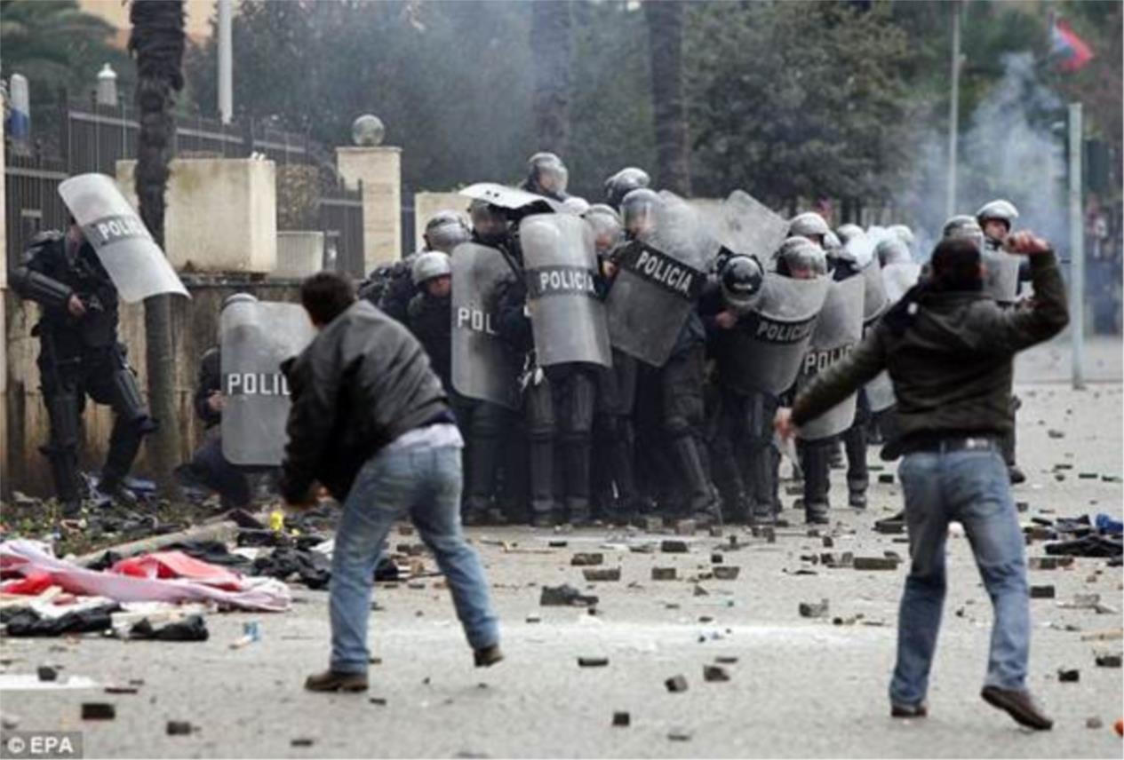 tirana_prosvjedi_1.jpg