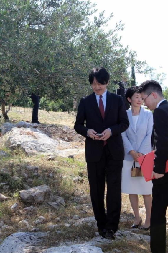 PRINC AKISHINO POSJETIO KONAVLE 0