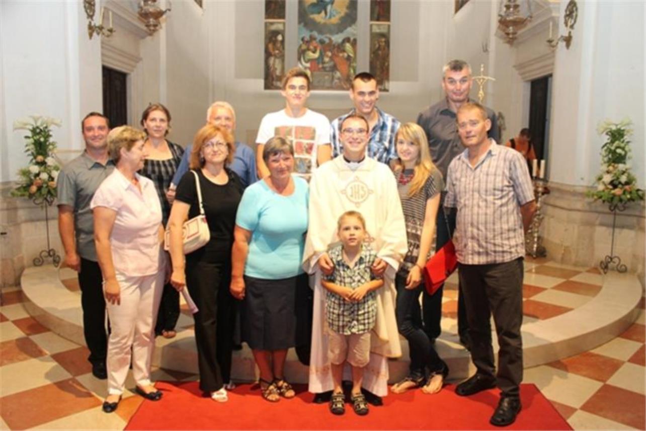 Redjenje svecenika 0