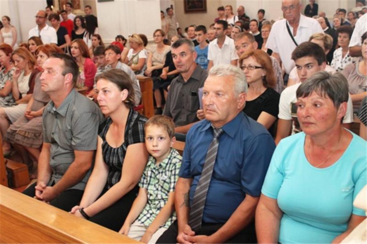 Redjenje svecenika 0