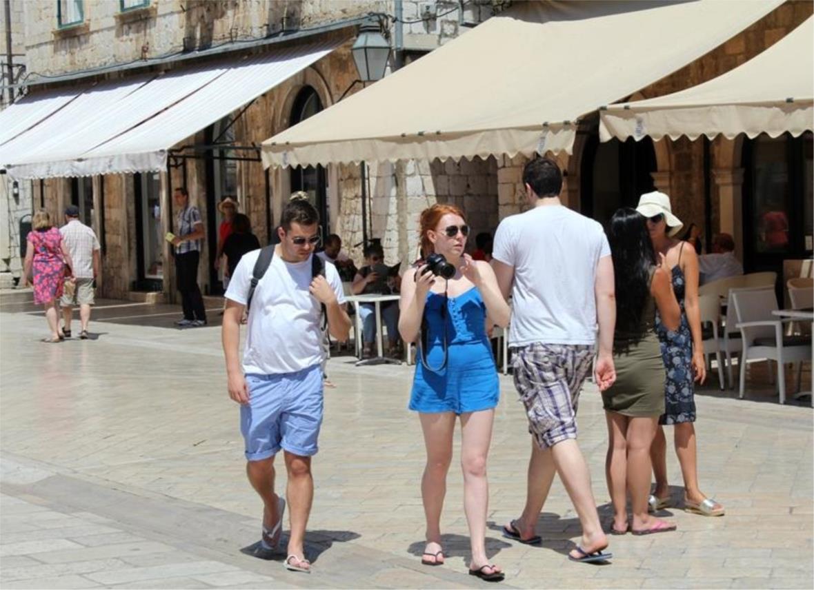 Prepun Stradun turista 0
