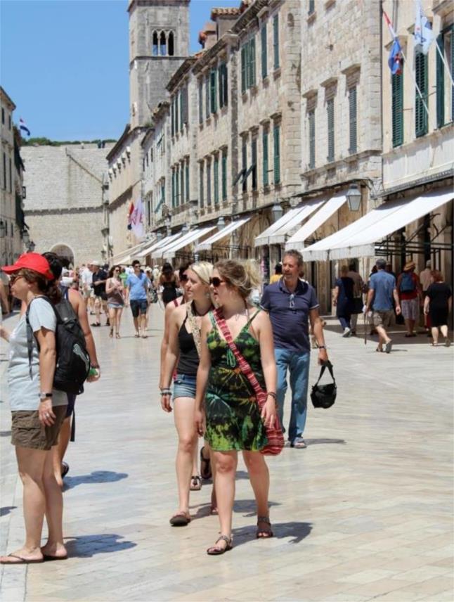 Prepun Stradun turista 0