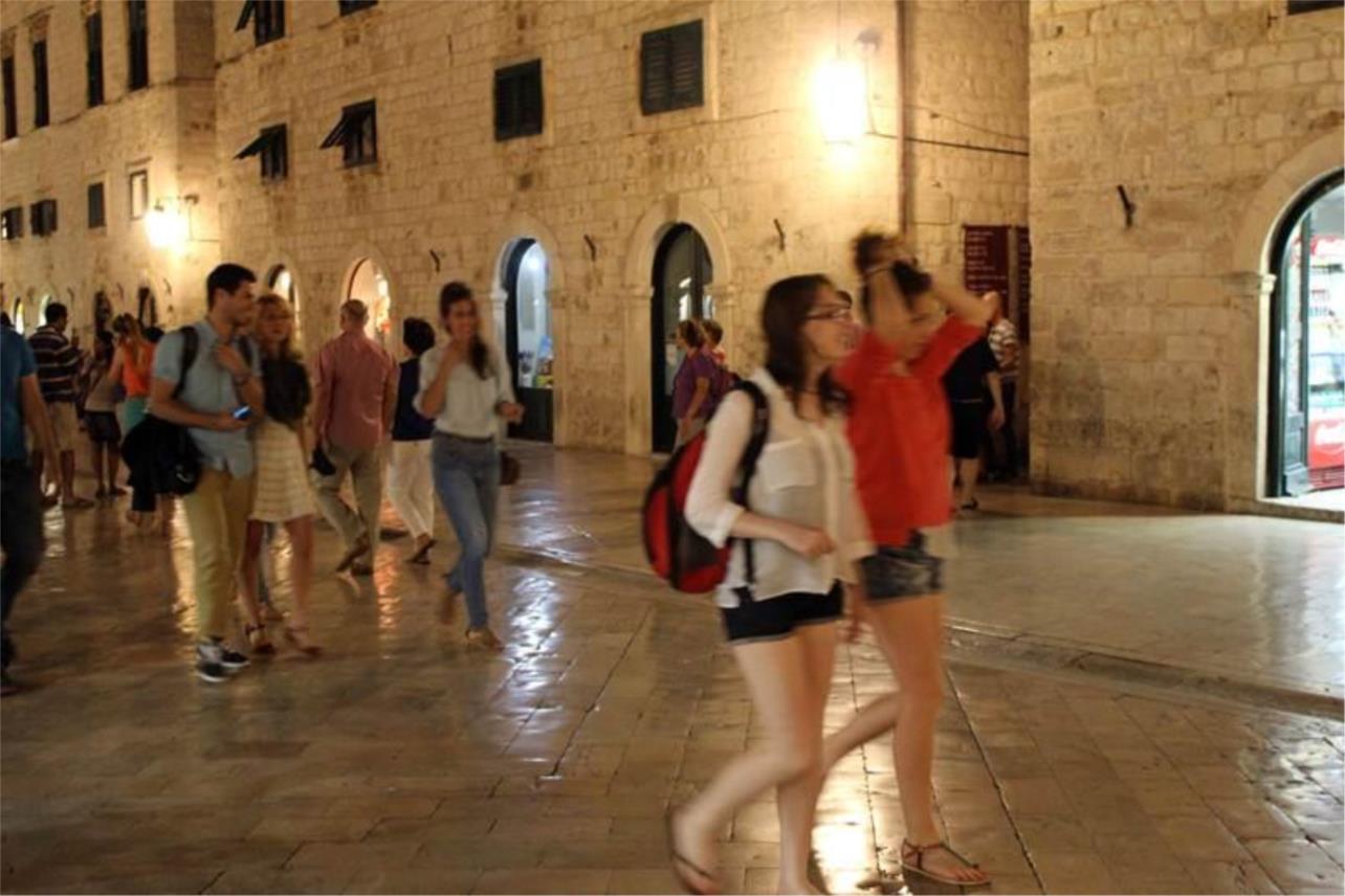 Stradun noć  0