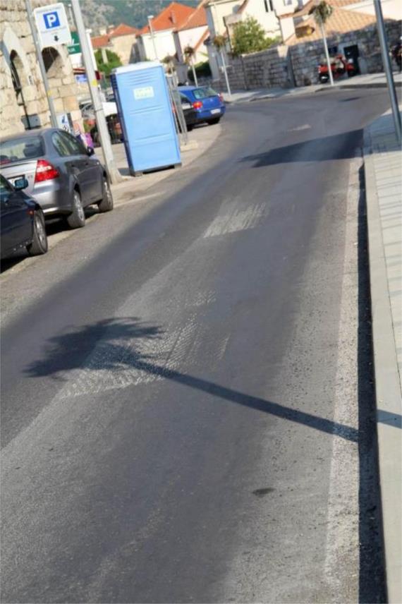 Problemi mikroasfalta u Zagrebačkoj ulici 0