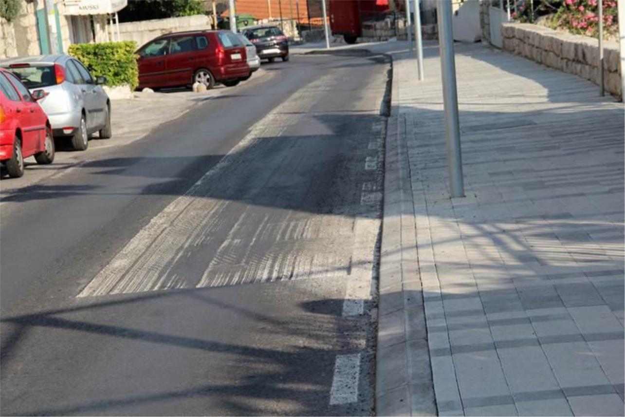 Problemi mikroasfalta u Zagrebačkoj ulici 0