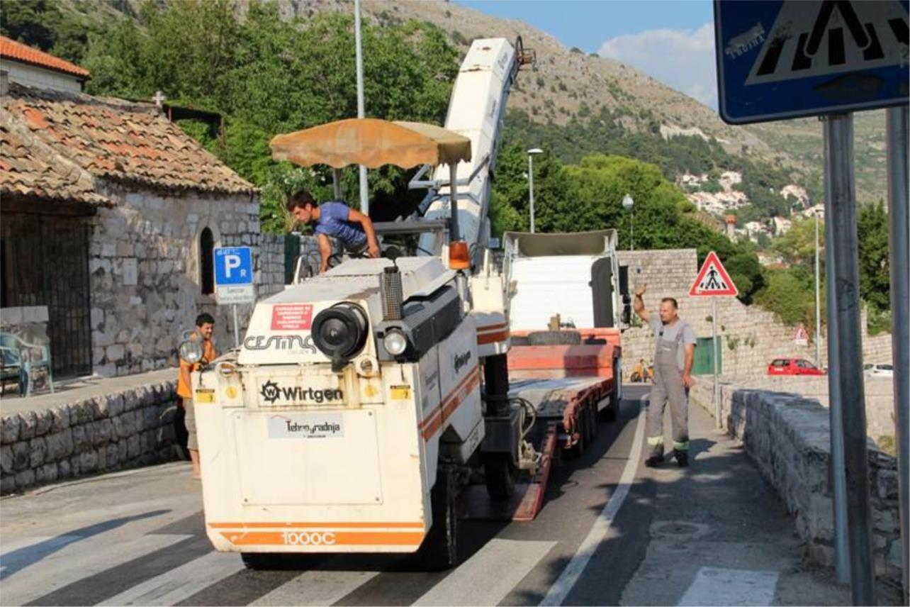 Problemi mikroasfalta u Zagrebačkoj ulici 0