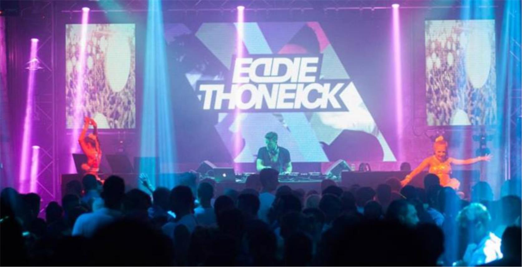 DJ  Eddie Thoneick u Revelinu 0