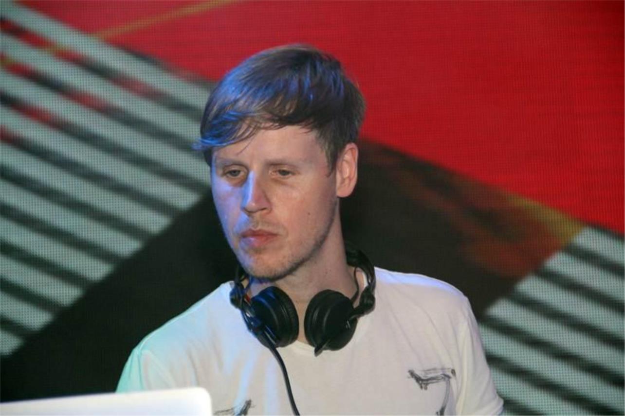 Joris Voon Revelin 0