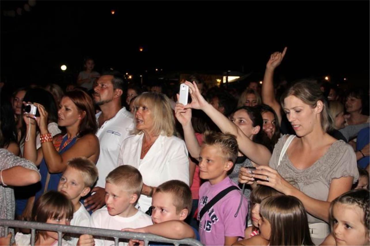 Bila noć 2013. 0