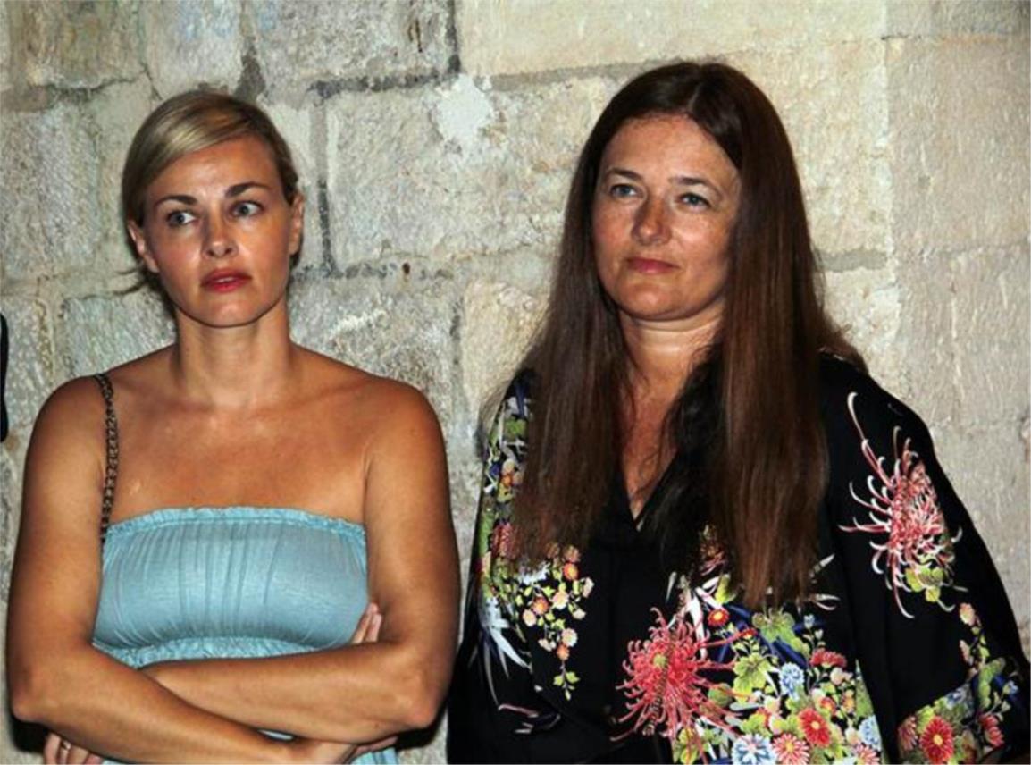 Klape na Stradunu  0