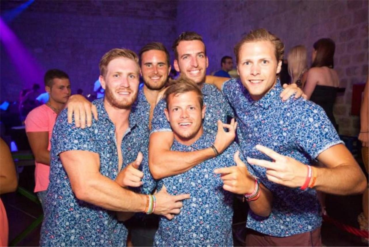 Revelin MTV mashup 0