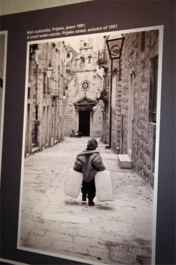Izlozba Ratna fotografija_Srdj 0