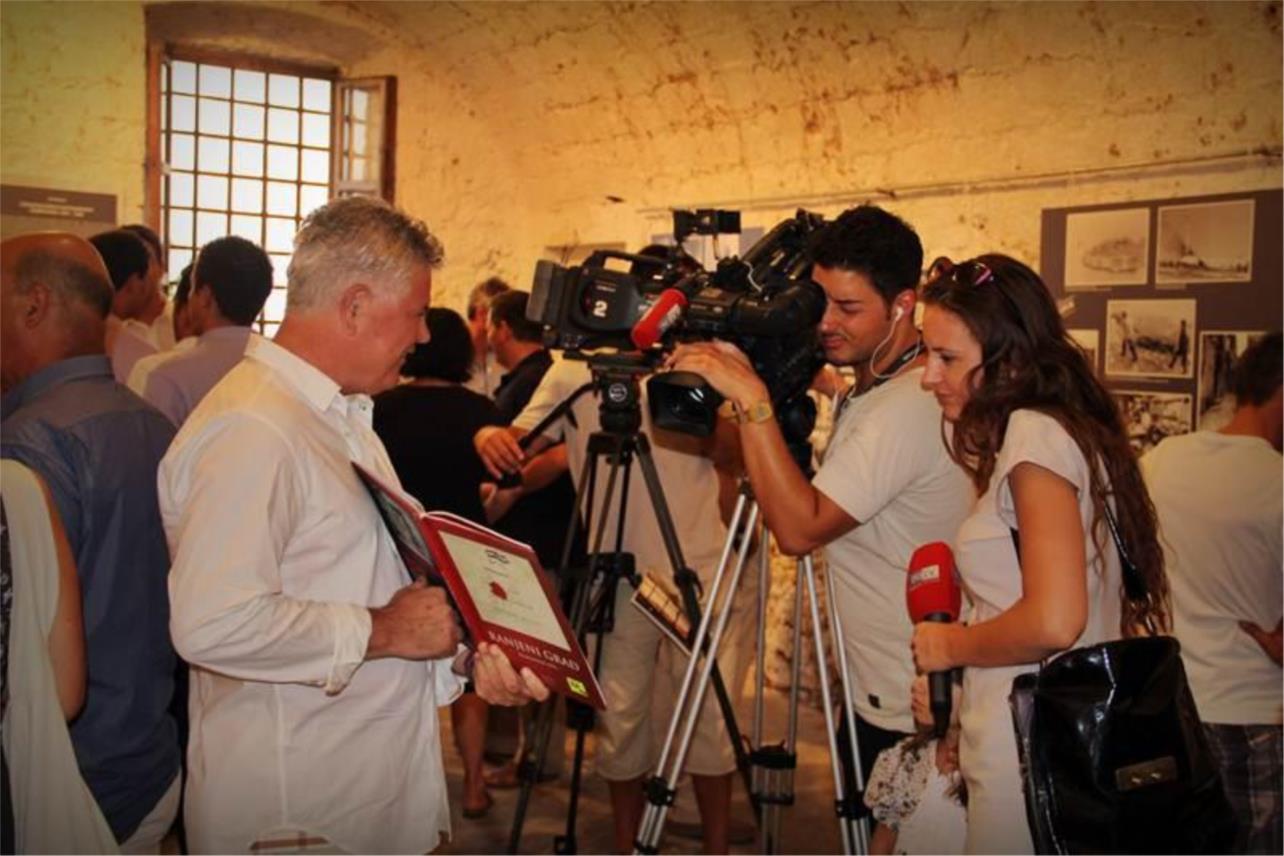 Izlozba Ratna fotografija_Srdj 0