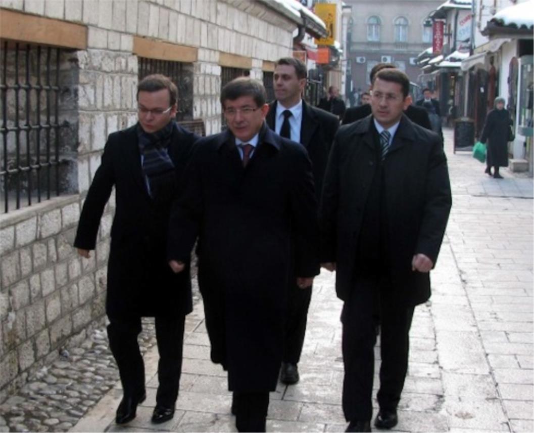 davatoglu_b_110129046.jpg