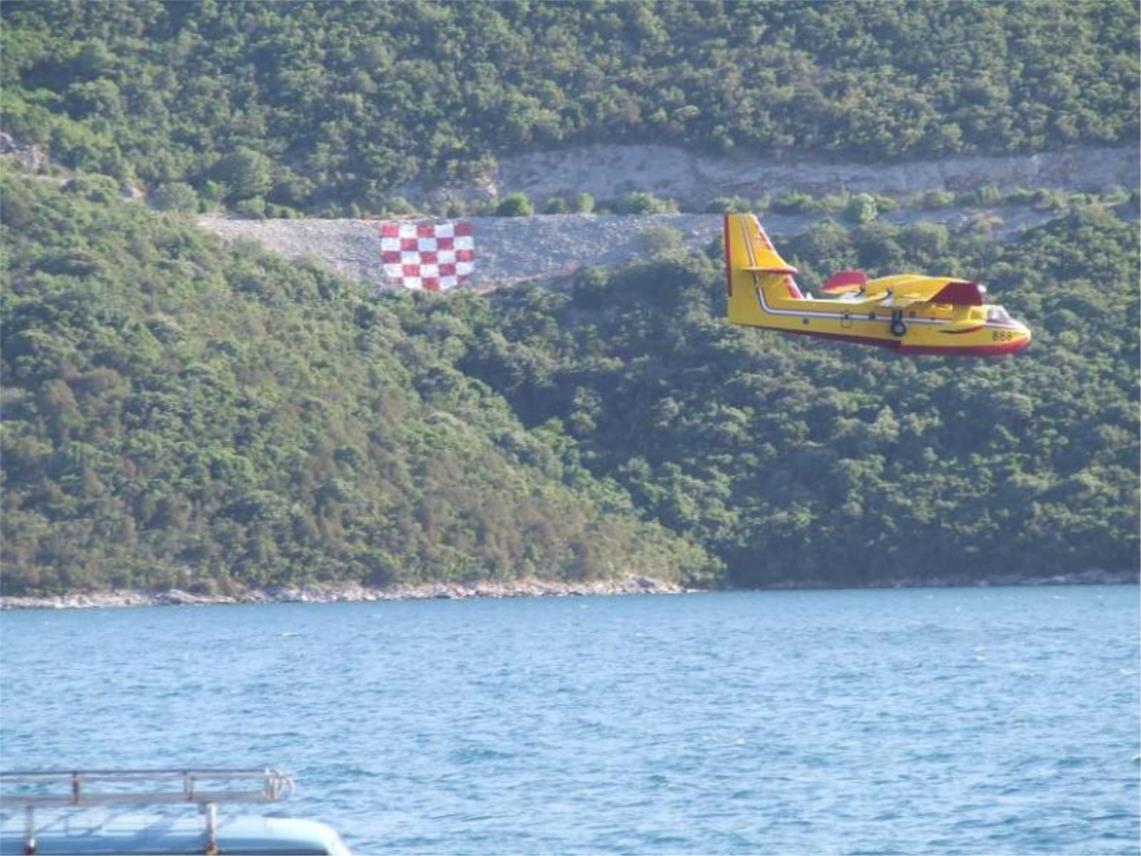Hrvatski grb u Neumu