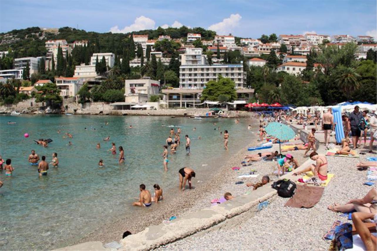 Plaža u Uvali Lapad