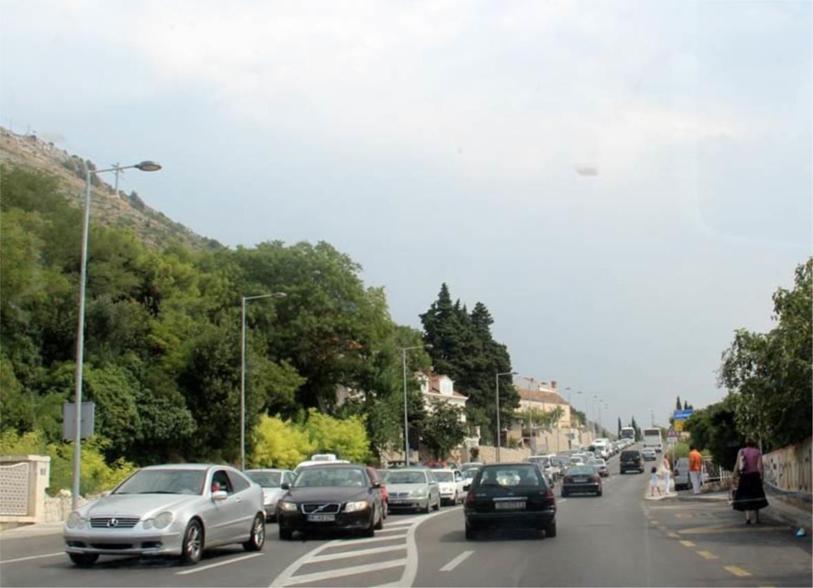 Gužva na ulazu u Grad 0