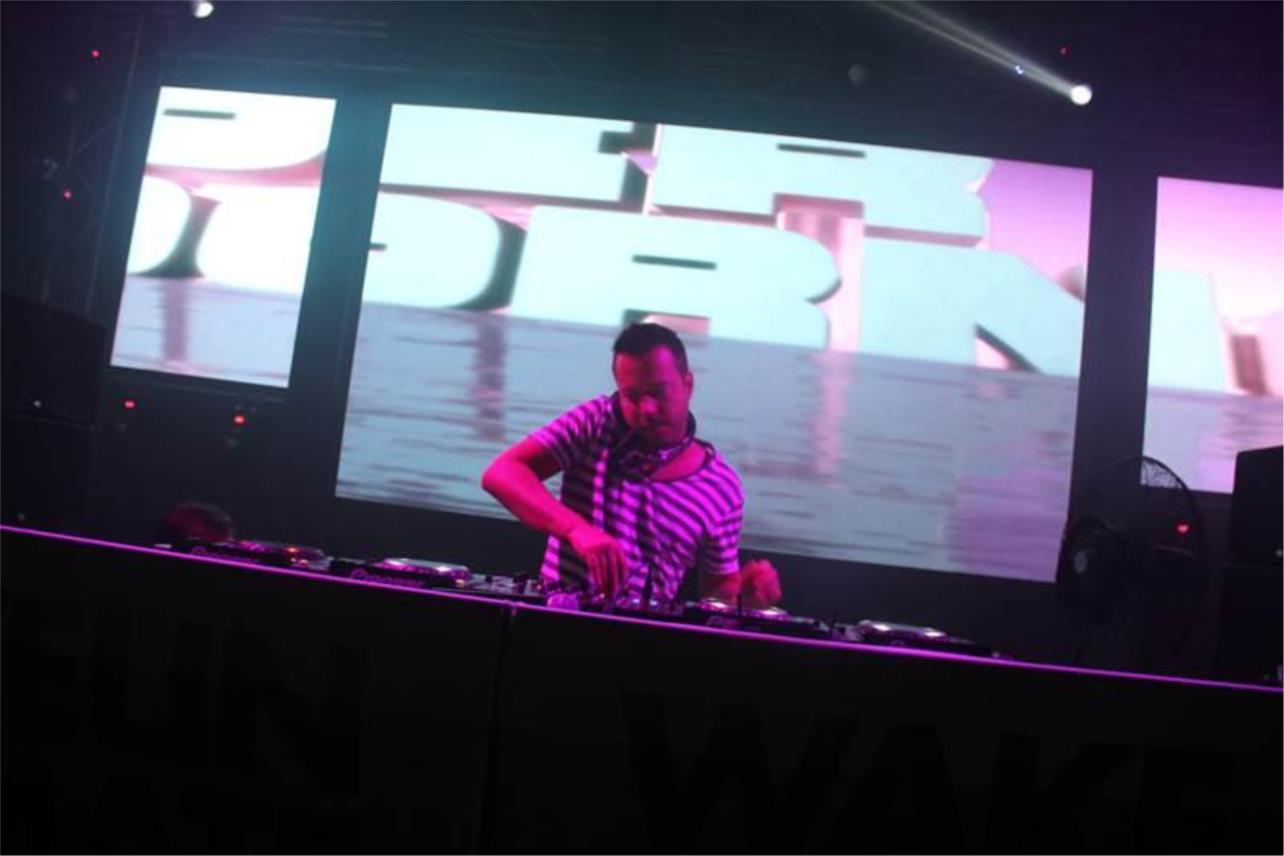 Sander Van Doorn Revelin 0