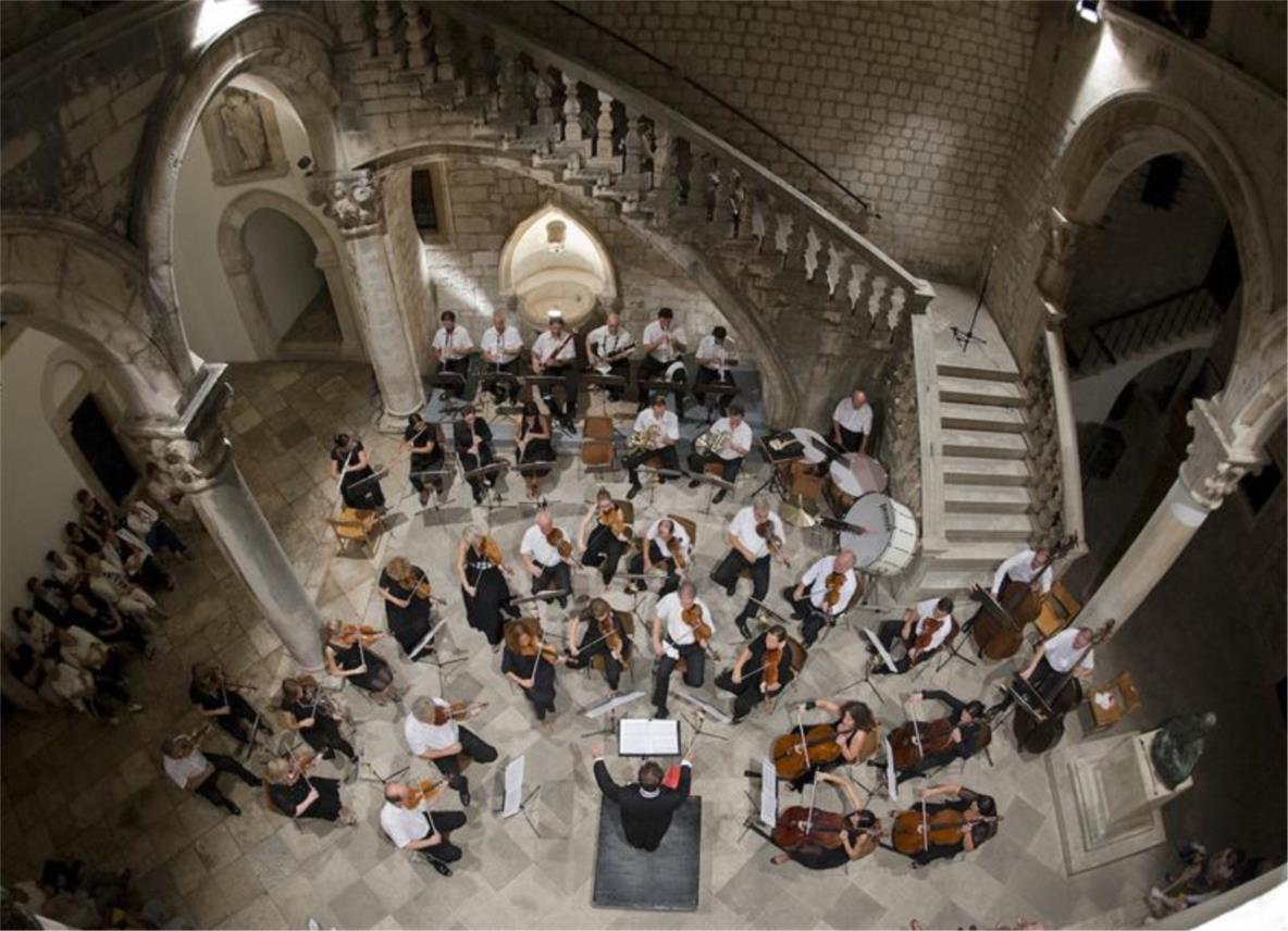 Dubrovnik u pozno ljeto 0