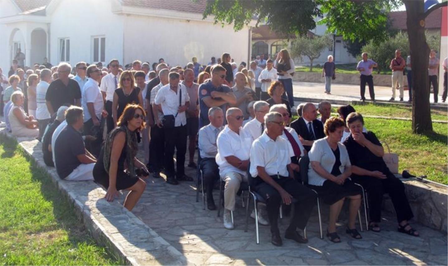 Otkrivanje spomenika Niki Brajiću u Ravnom 0