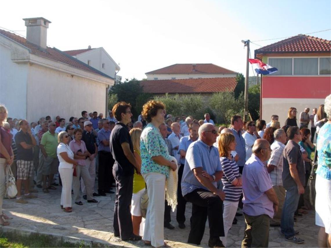 Otkrivanje spomenika Niki Brajiću u Ravnom 0