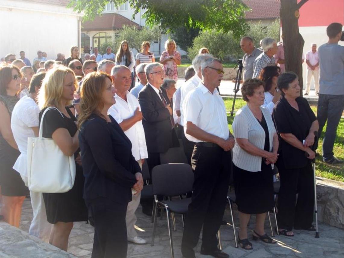 Otkrivanje spomenika Niki Brajiću u Ravnom 0