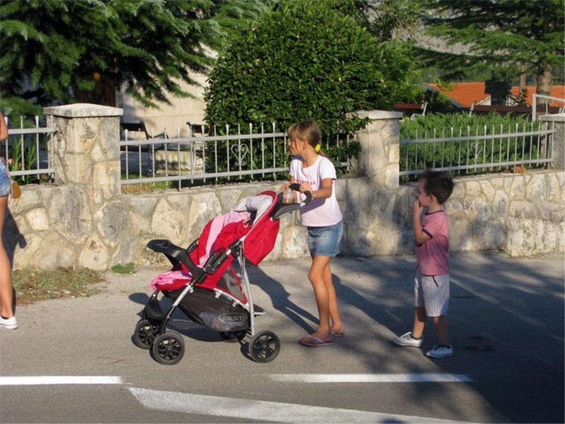 Otkrivanje spomenika Niki Brajiću u Ravnom 0