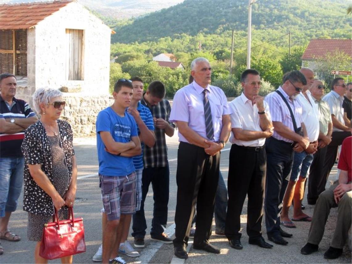 Otkrivanje spomenika Niki Brajiću u Ravnom 0