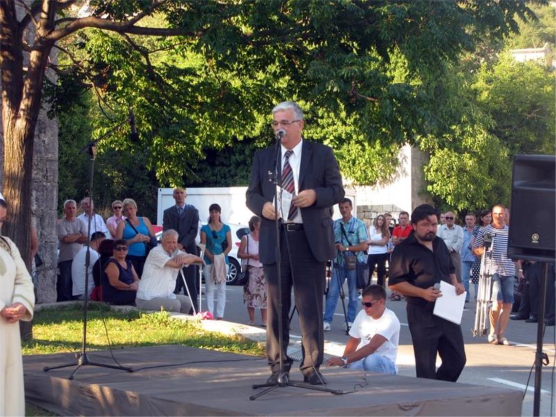 Otkrivanje spomenika Niki Brajiću u Ravnom 0