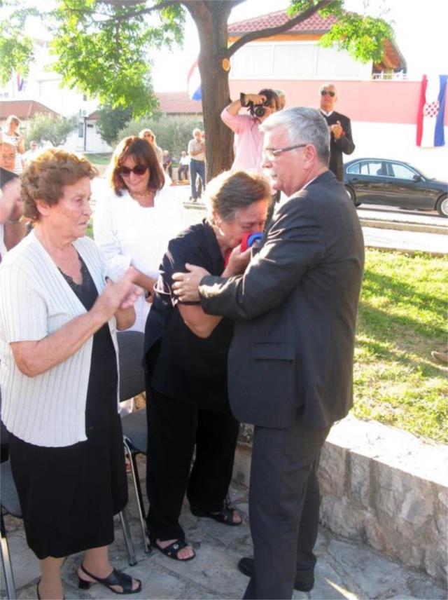 Otkrivanje spomenika Niki Brajiću u Ravnom 0