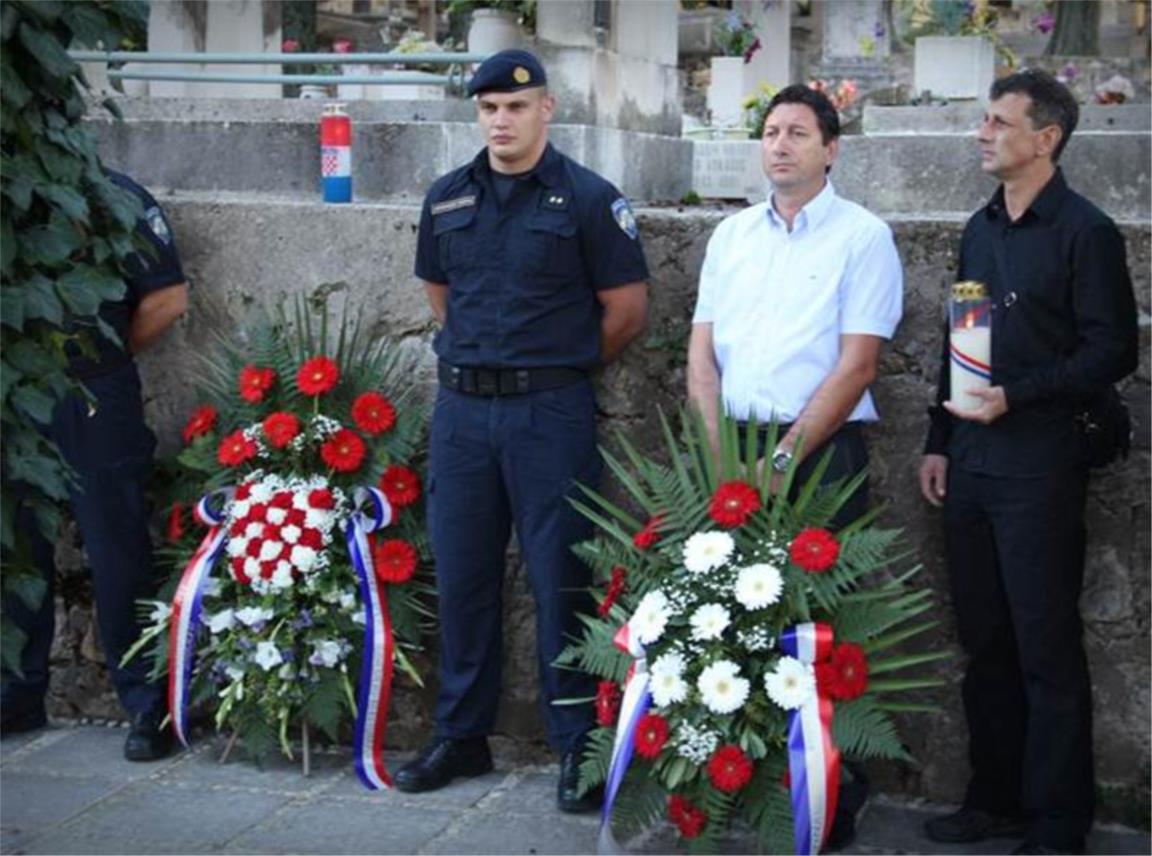 Boninovo polaganje vijenaca 0