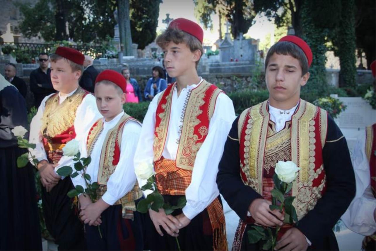 Boninovo polaganje vijenaca 0