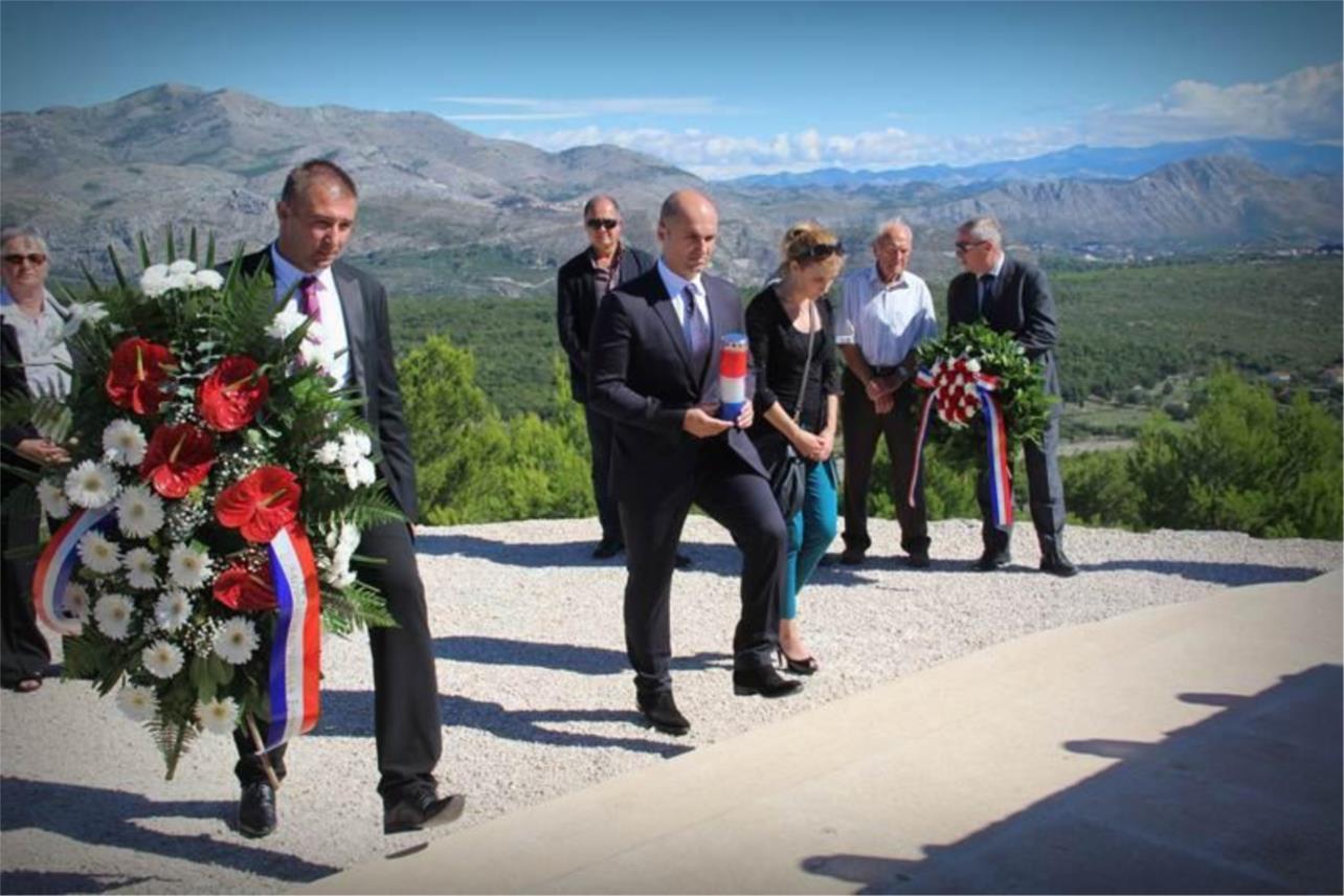 Obljetnica napada na Durbovnik_Srdj 0