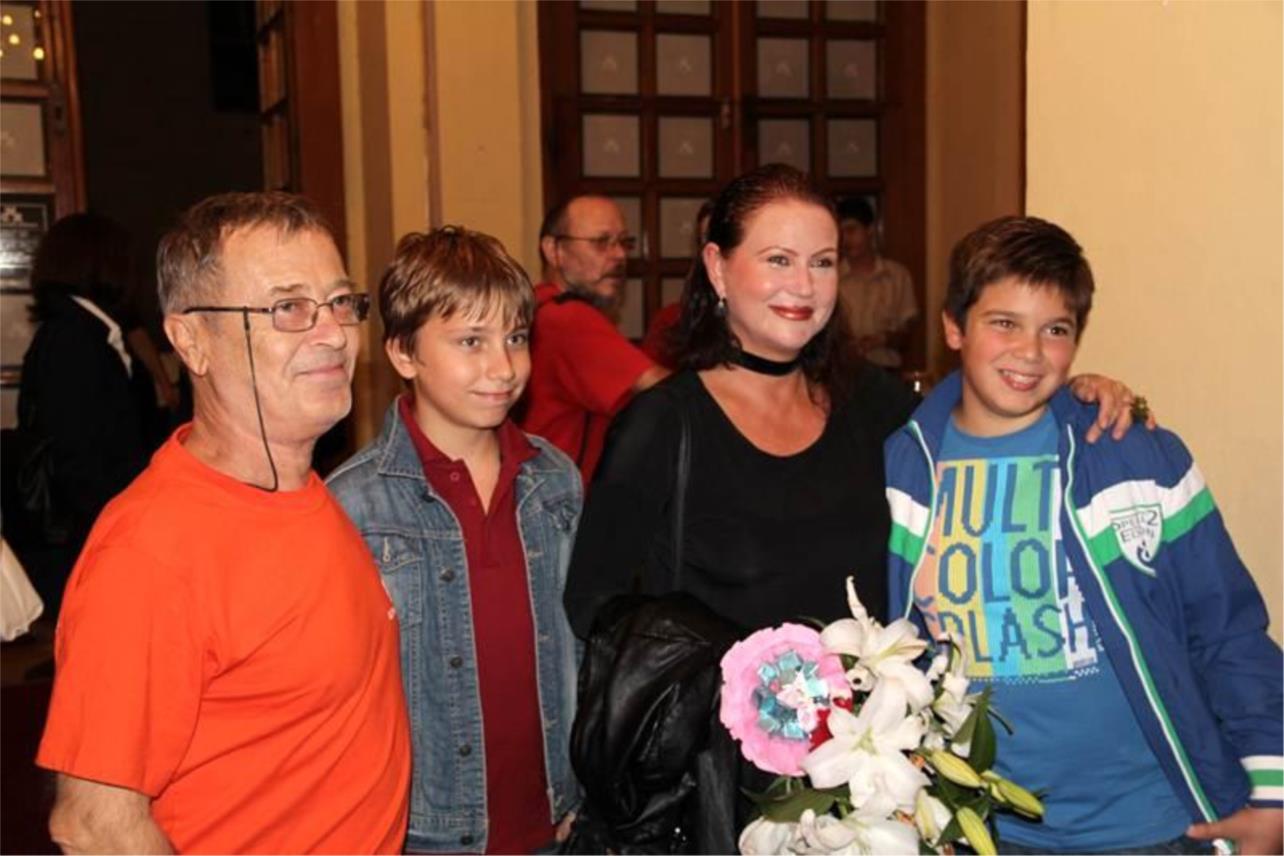 Domjenka nakon premijere predstave 'Divan dan' 0