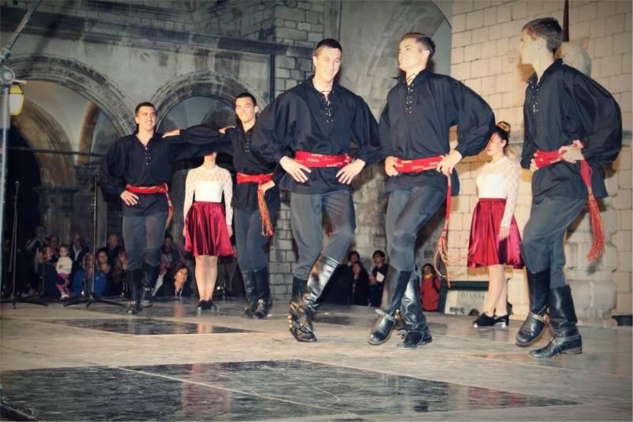 Folklor Stradun 0