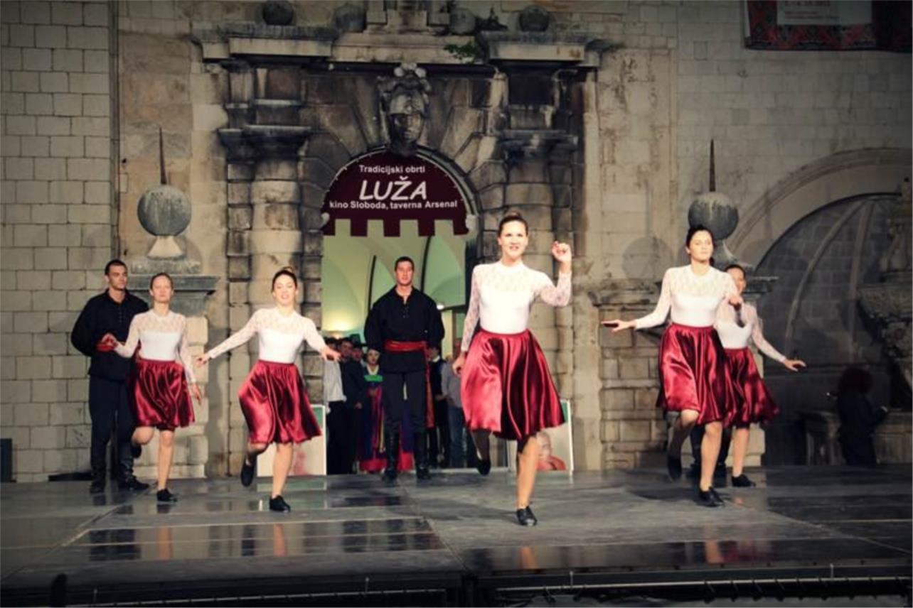 Folklor Stradun 0