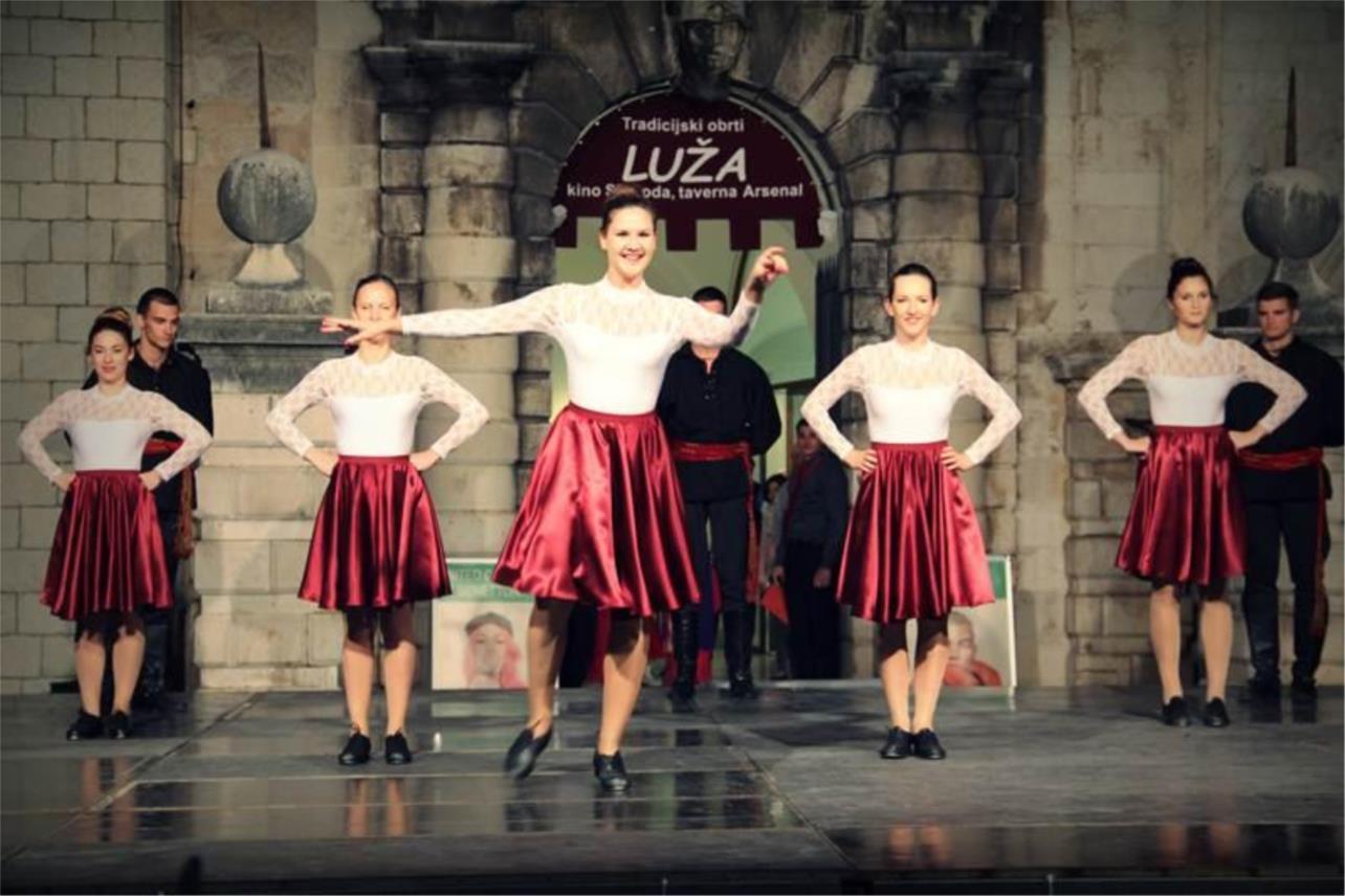 Folklor Stradun 0