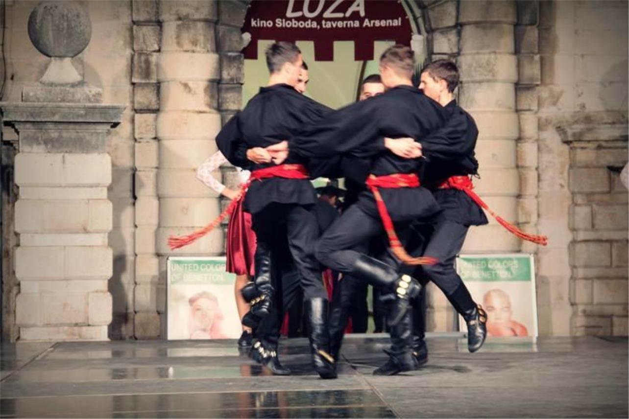Folklor Stradun 0