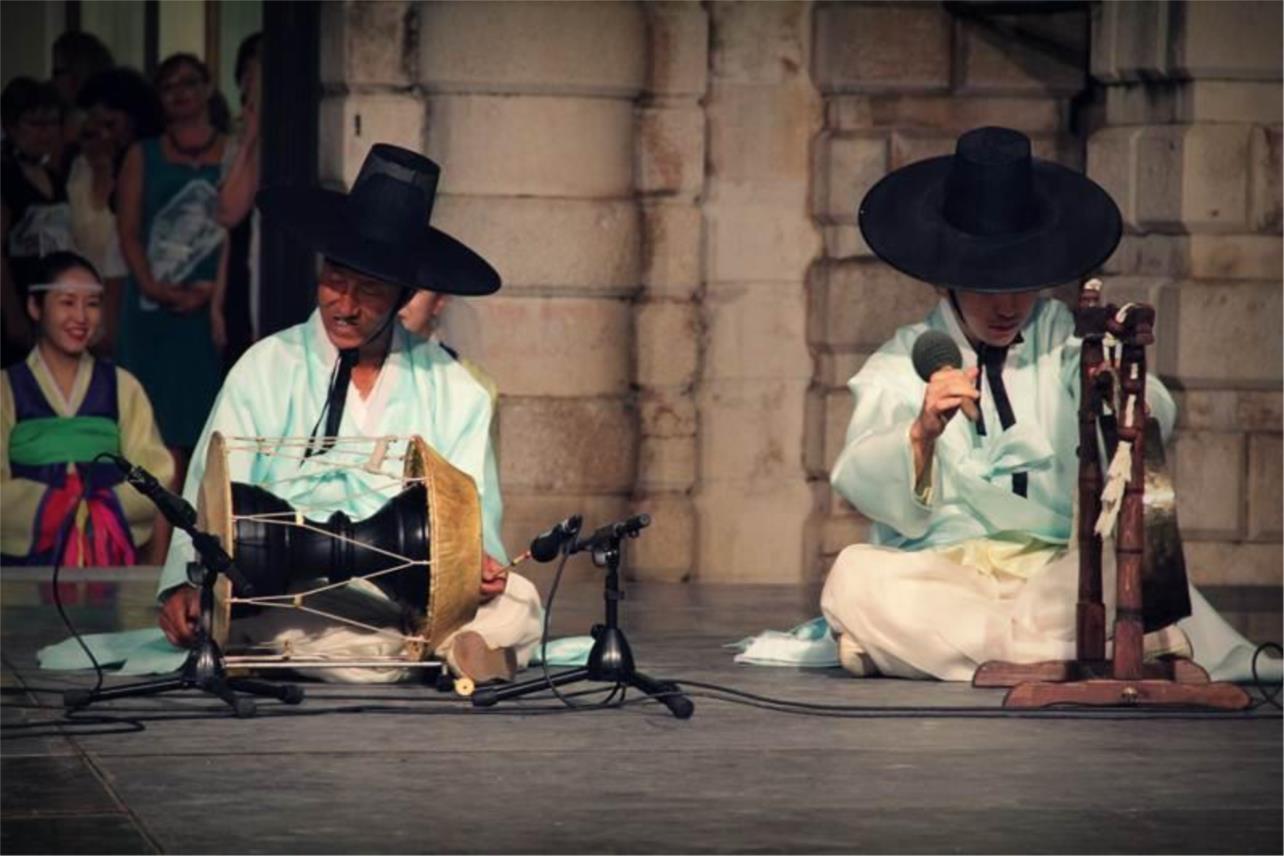 Folklor Stradun 0