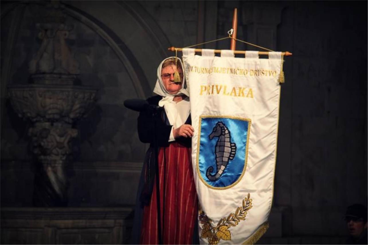Folklor Stradun 0