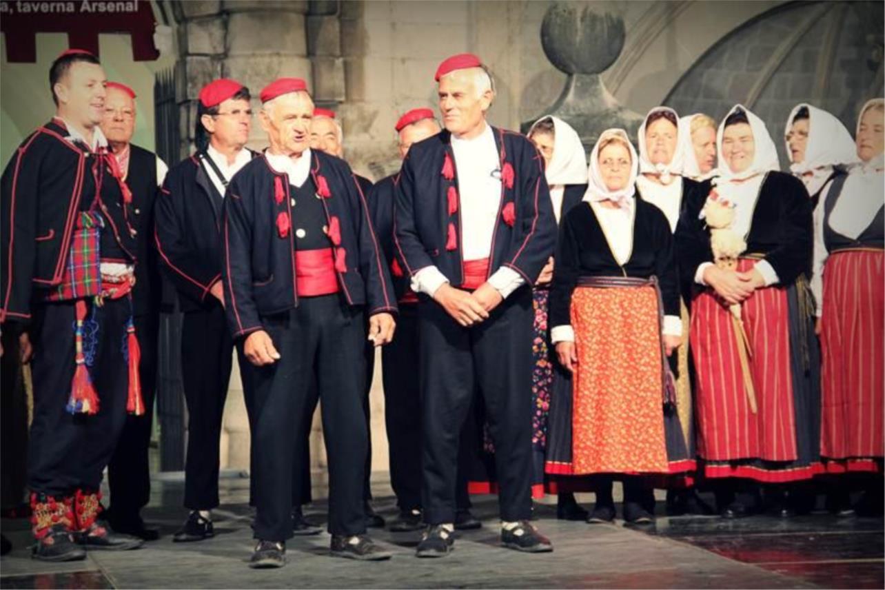 Folklor Stradun 0