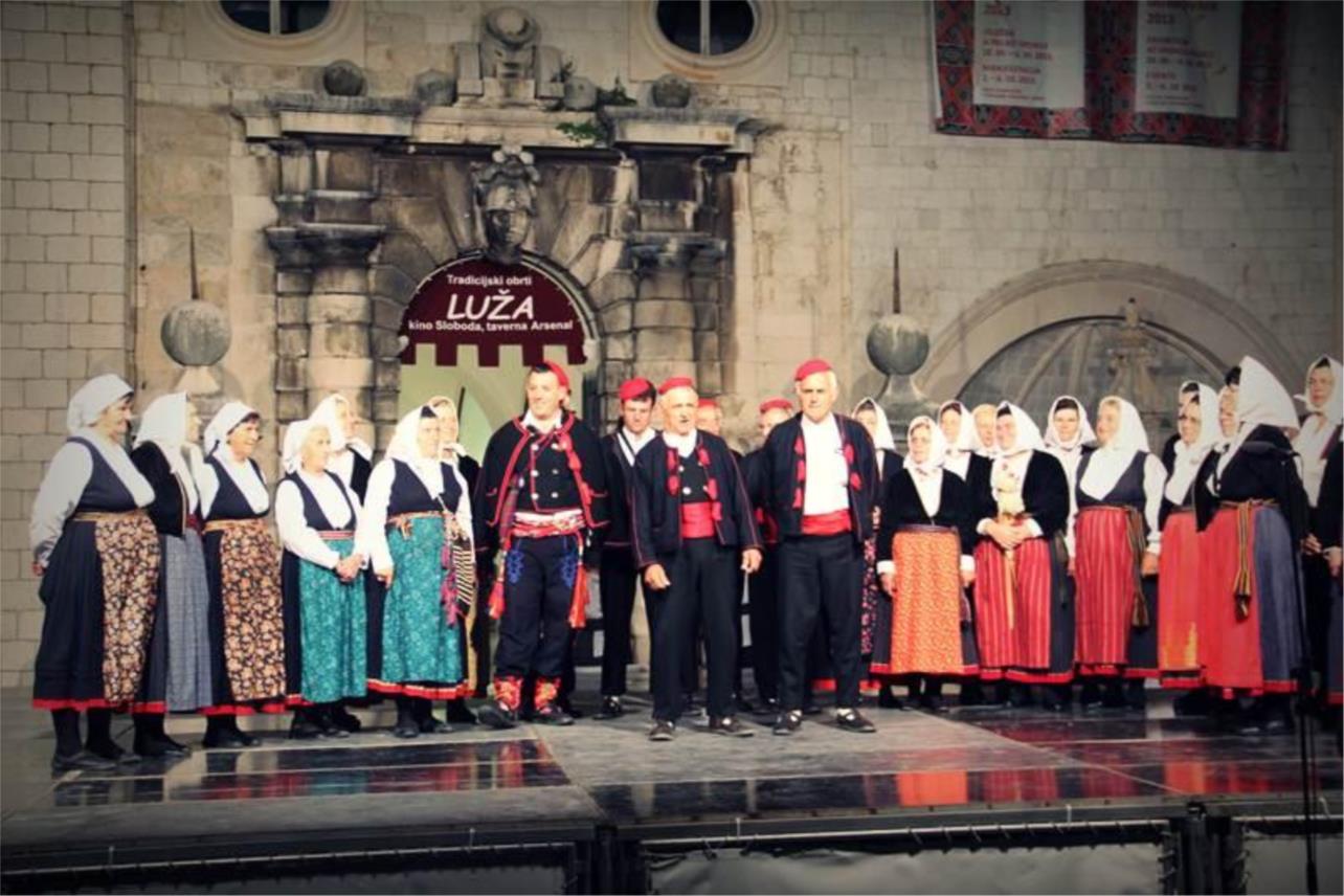 Folklor Stradun 0