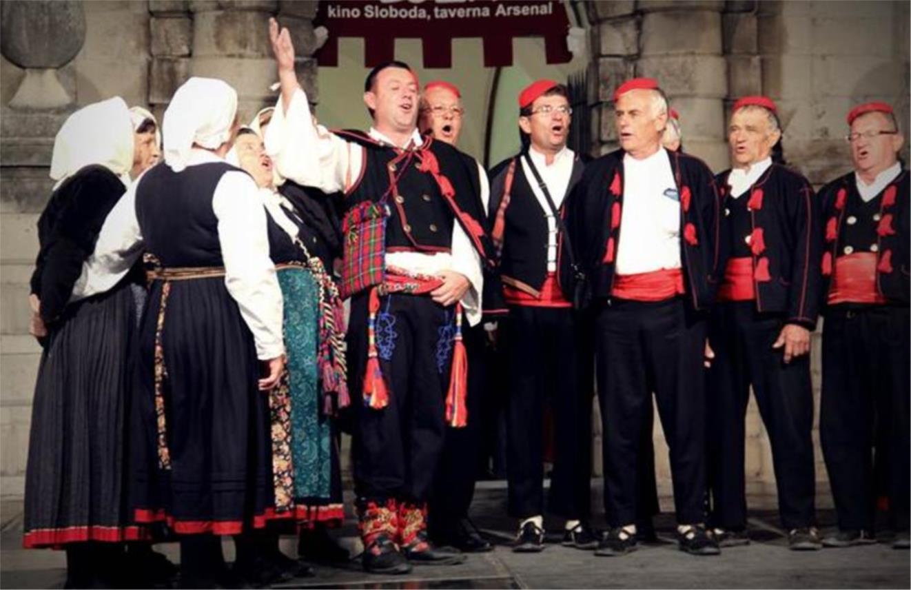Folklor Stradun 0