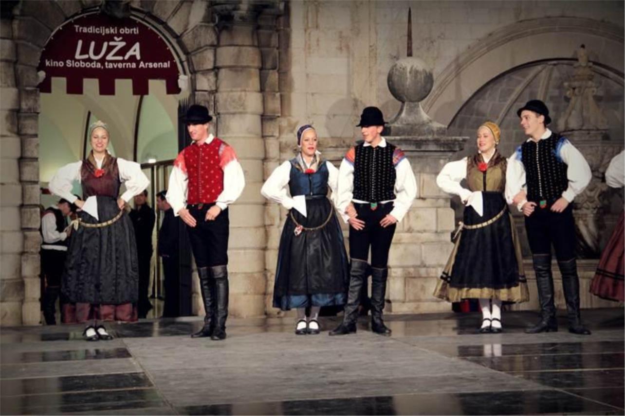 Folklor Stradun 0