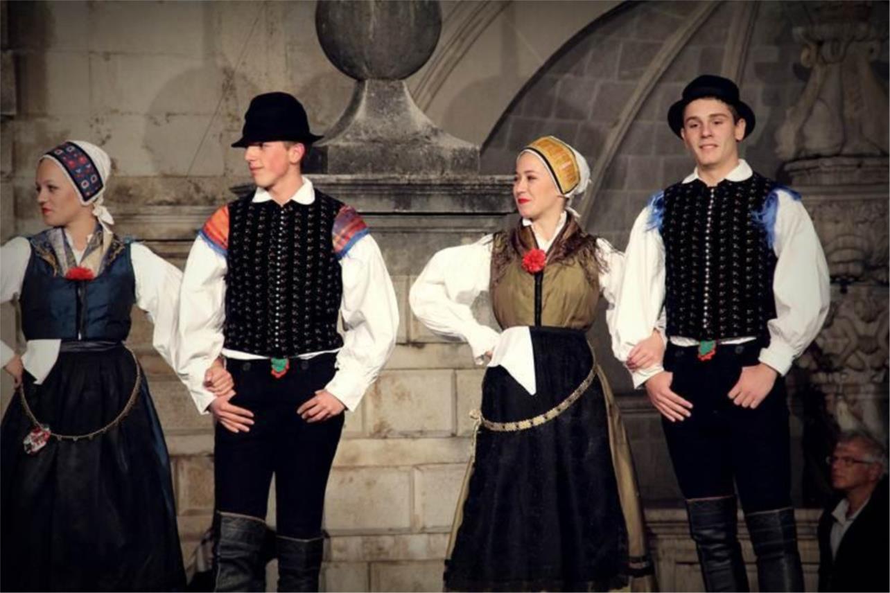 Folklor Stradun 0