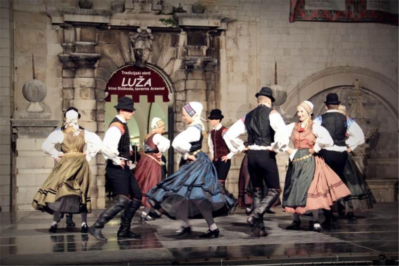 Folklor Stradun 0