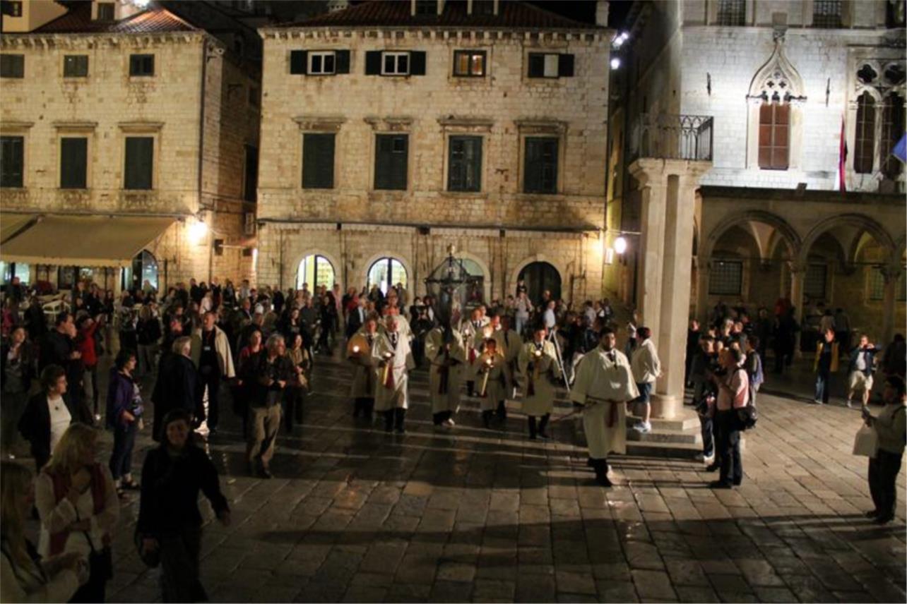 Procesija 0