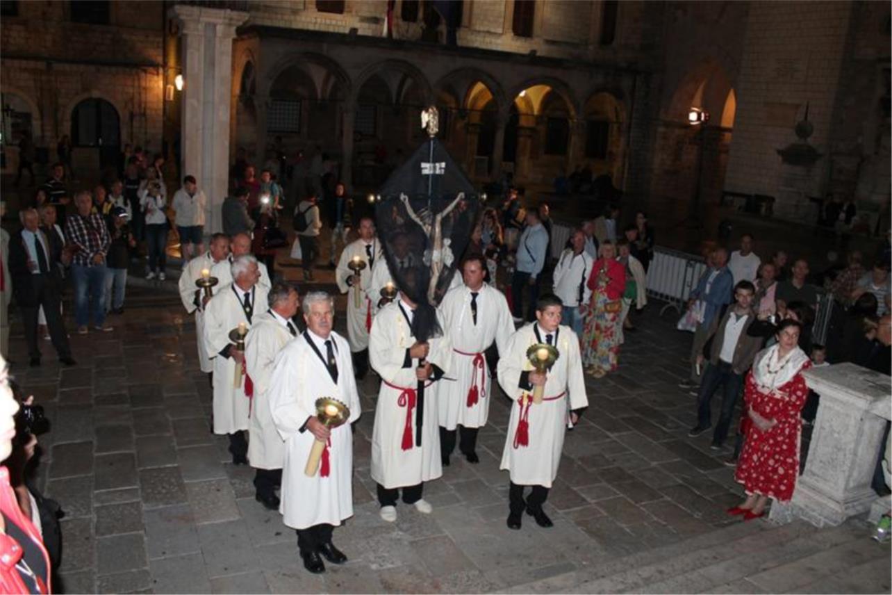 Procesija 0